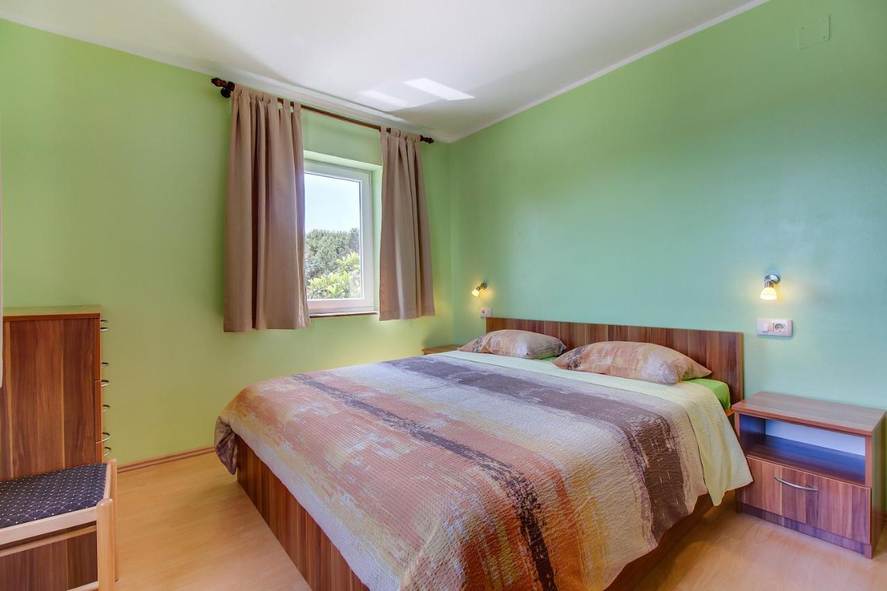 Apartments And Rooms By The Sea Nerezine, Losinj - 11815 Экстерьер фото