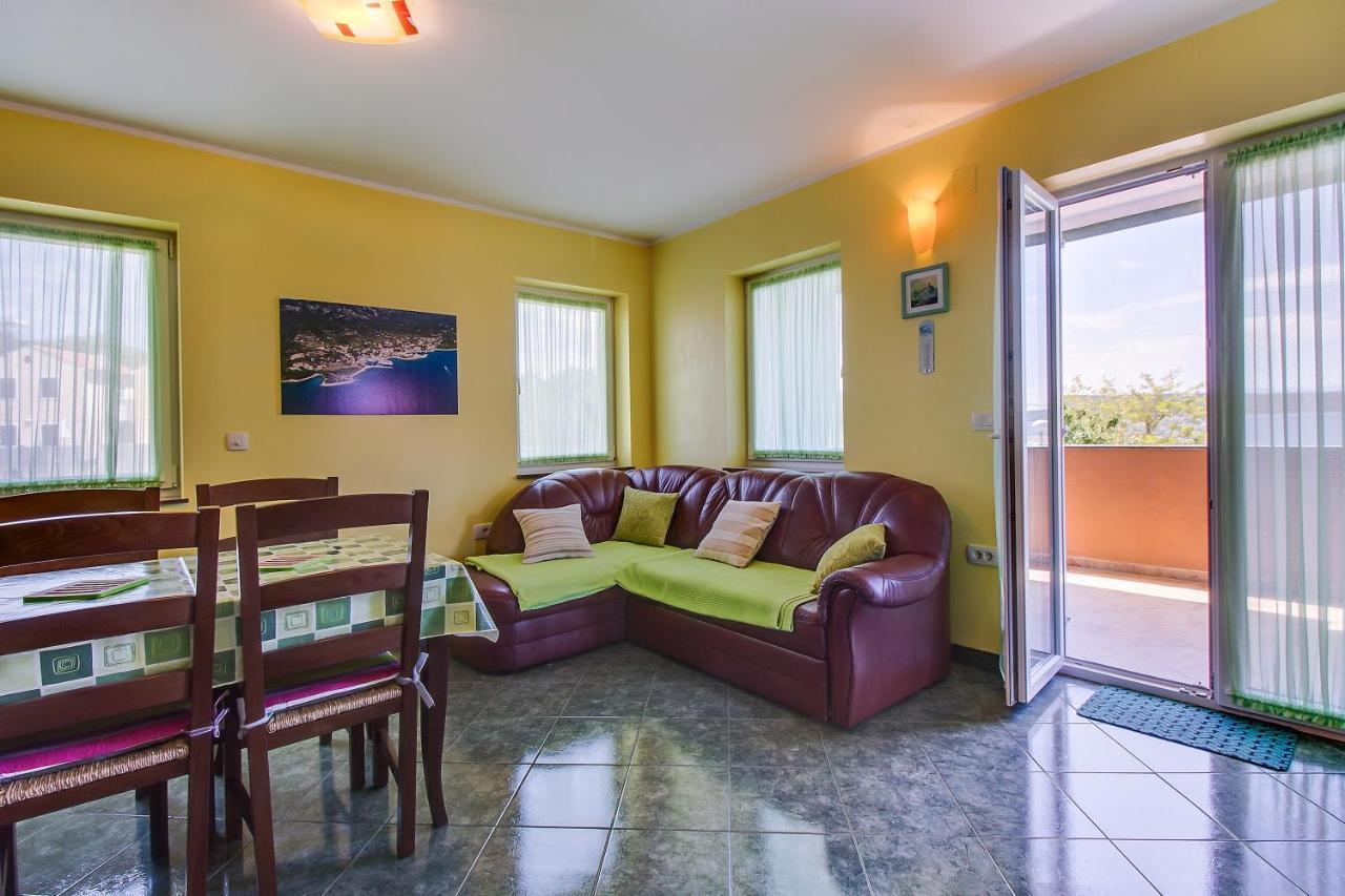 Apartments And Rooms By The Sea Nerezine, Losinj - 11815 Экстерьер фото