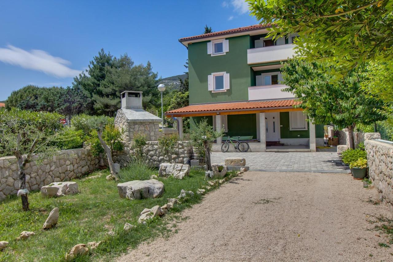 Apartments And Rooms By The Sea Nerezine, Losinj - 11815 Экстерьер фото