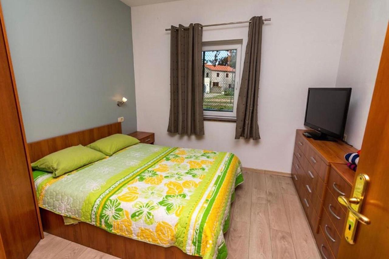 Apartments And Rooms By The Sea Nerezine, Losinj - 11815 Экстерьер фото