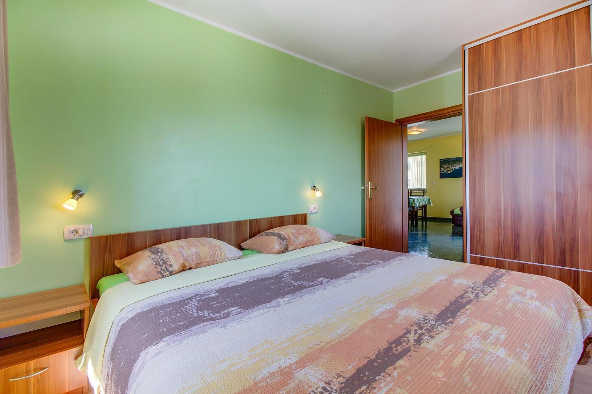 Apartments And Rooms By The Sea Nerezine, Losinj - 11815 Номер фото